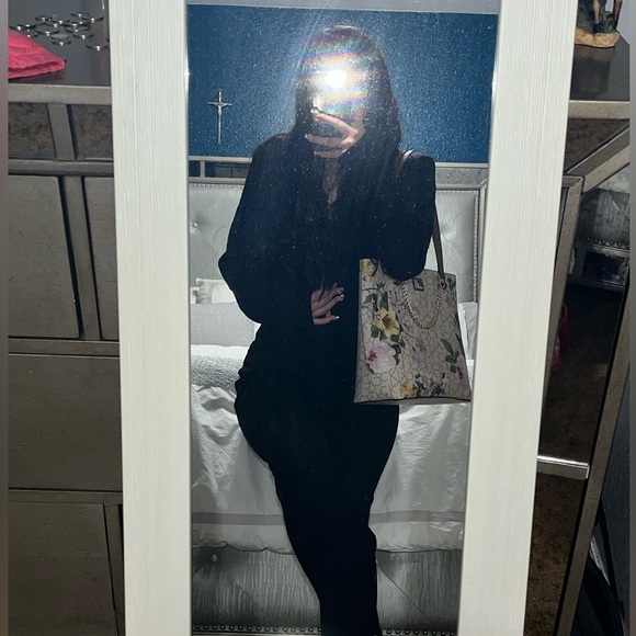 Used Calvin Klein Floral Monogram - Picture 7 of 7